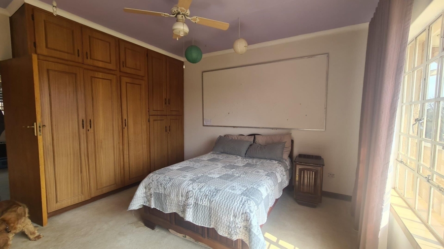 5 Bedroom Property for Sale in Wilgeboom A H North West